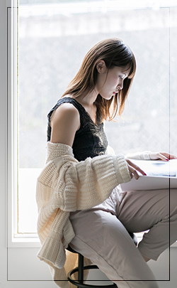 女性のイメージ画像
